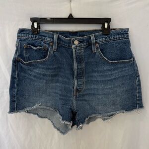 Levi’s 501 jean shorts size 33